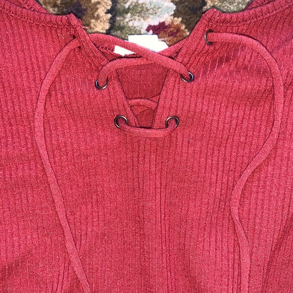 Garage - Red Crop Top - Picture 7 of 7